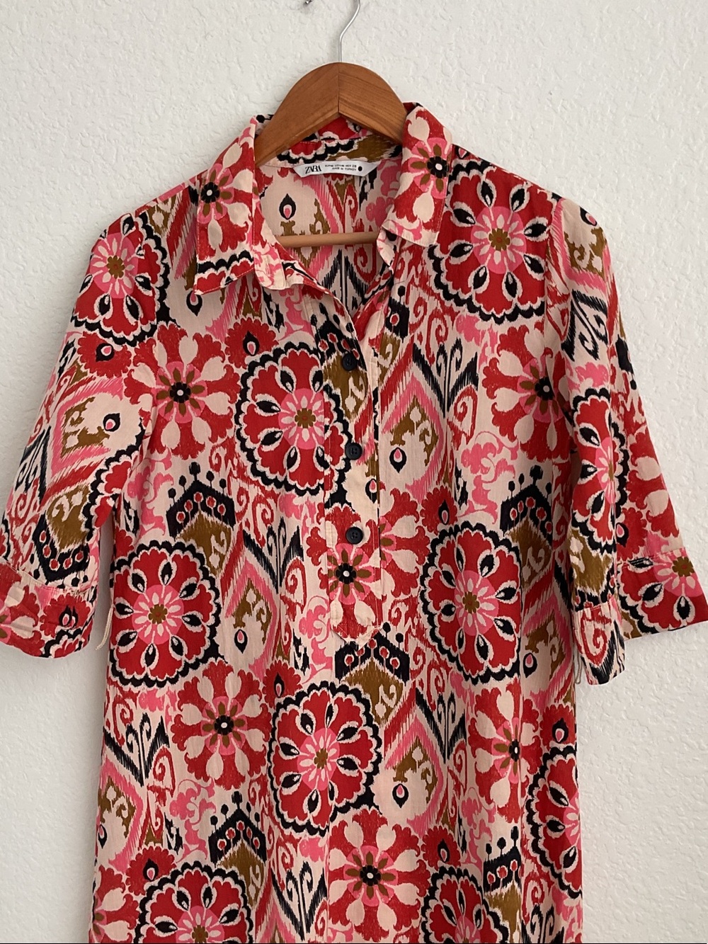Zara Pink Red Black Floral Printed Dress - Picture 2 of 7